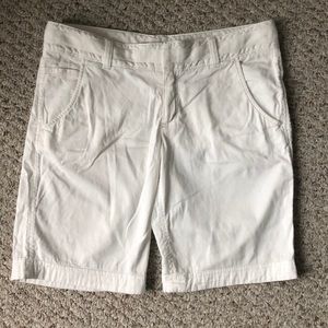 🌟Athleta Shorts Fun and Functional